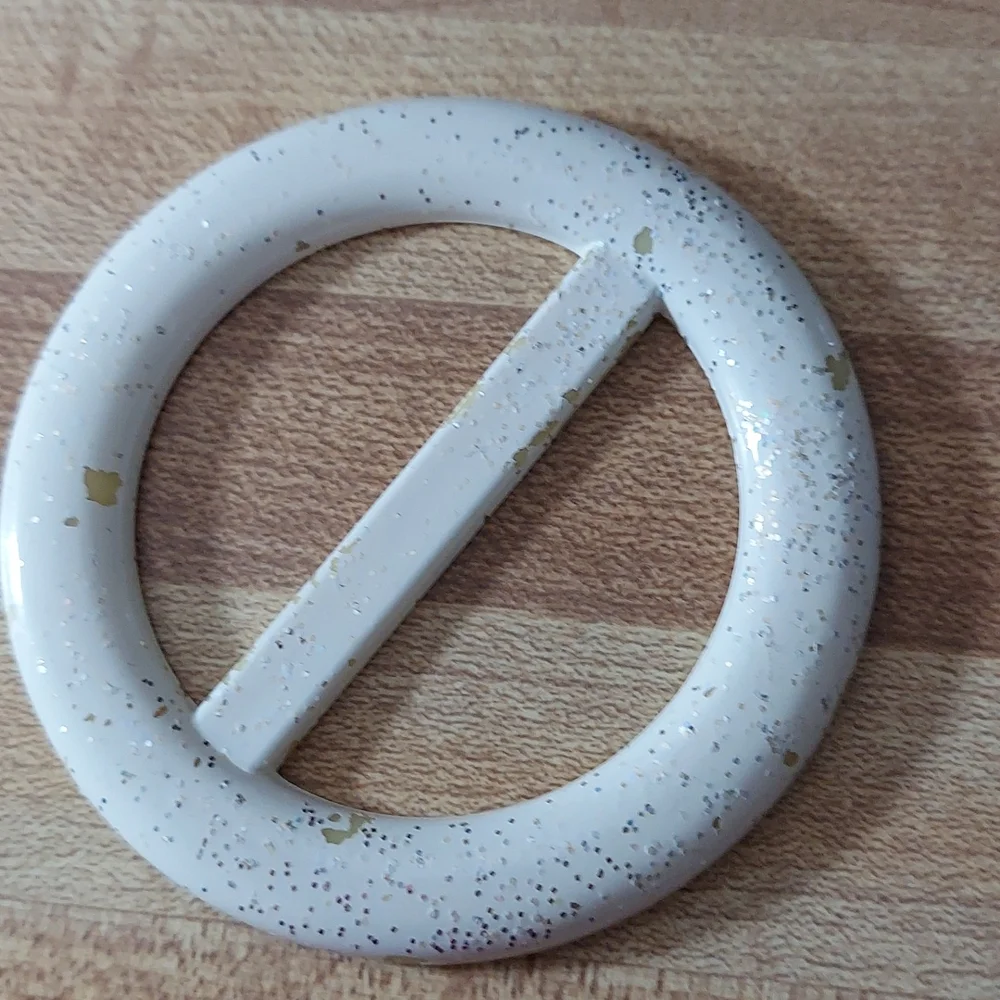 Vintage Ivory & Gold Scarf / T-shirt Slide - Picture 2 of 5